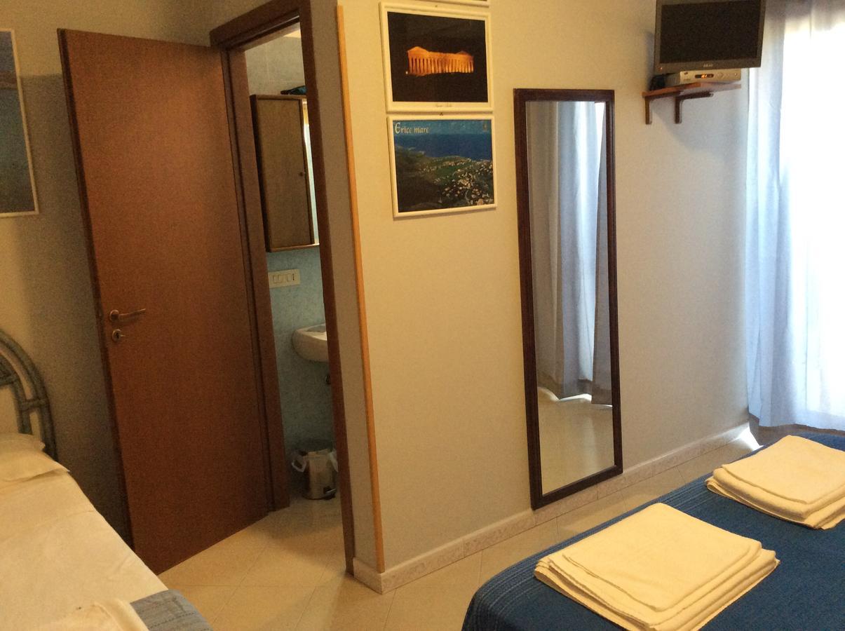 אריצ'ה Orlando Vacanze Camere מראה חיצוני תמונה